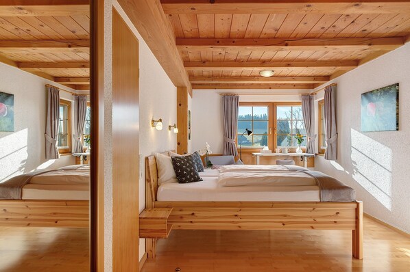 1 chambre, fer et planche à repasser, Wi-Fi gratuit, draps fournis