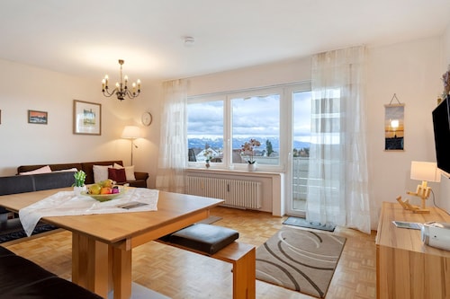 Apartment 2 Marschall with Shared Garden, Balcony and Wi-Fi