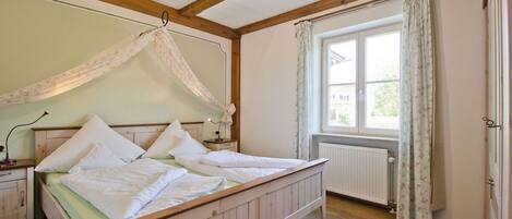 1 bedroom, Internet