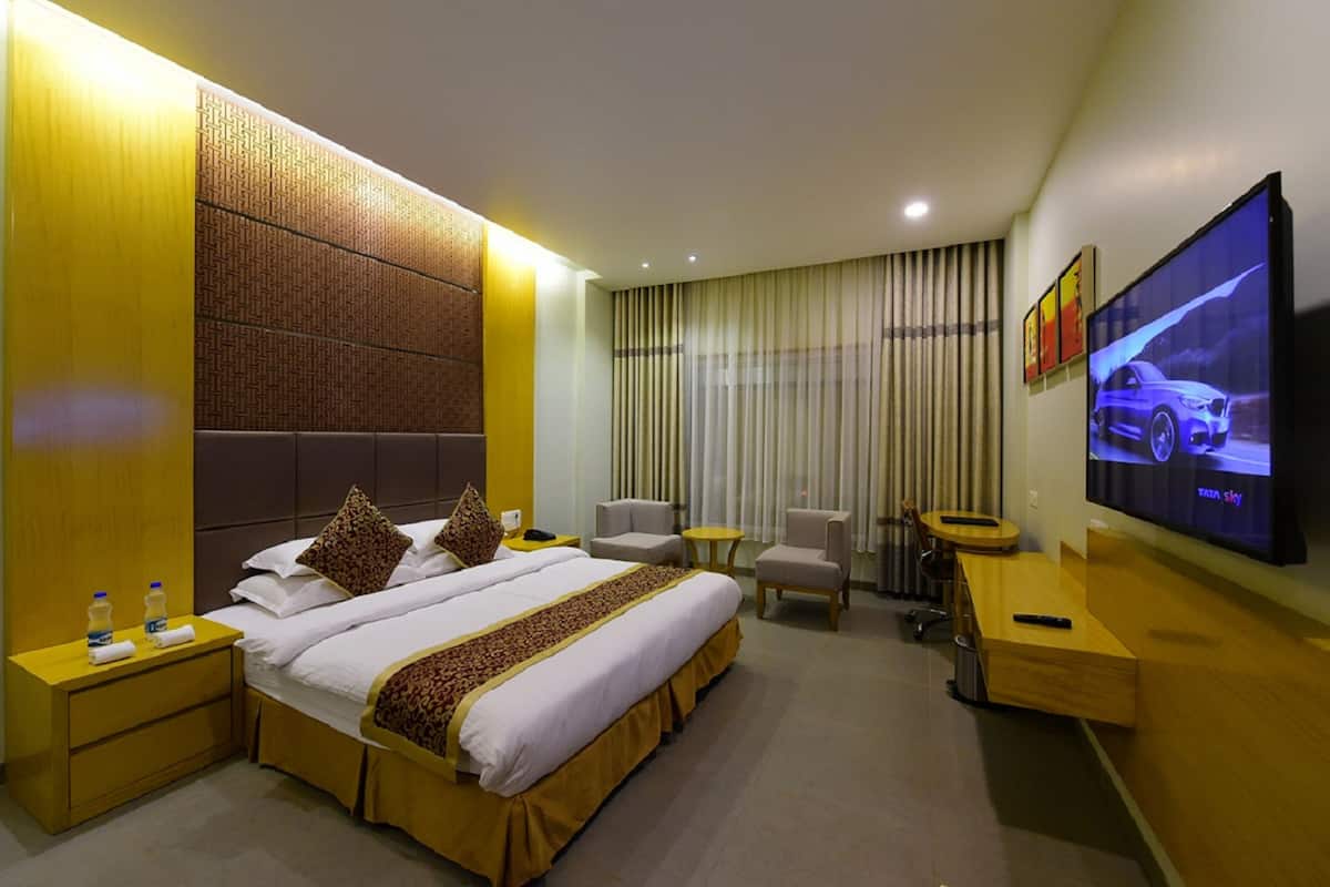 1 bedroom, in-room safe, soundproofing, free WiFi