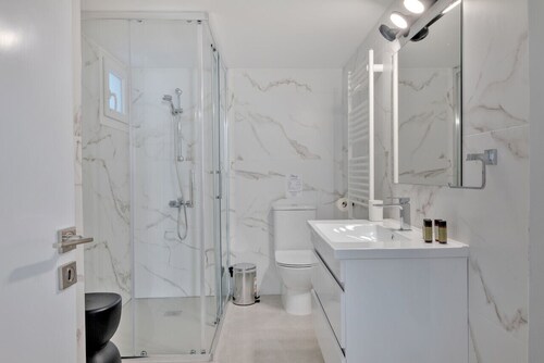 Phaedrus Living: Luxury Residence Faneromeni