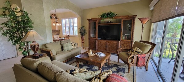 リビング エリア