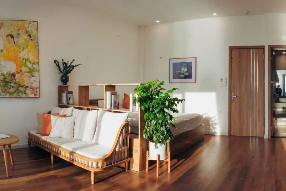 Hypoallergeen beddengoed, een minibar, een bureau, een laptopwerkplek