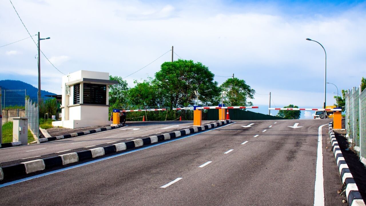 Family House | Living area | Flat-screen TV