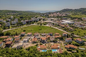 Maison Familiale, plusieurs chambres (Holiday Home Asteria) | Vue aérienne