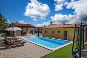 Family House, Multiple Bedrooms (Holiday Home Asteria) | Pool | Seasonal outdoor pool - Holiday Home Asteria (Labin)
