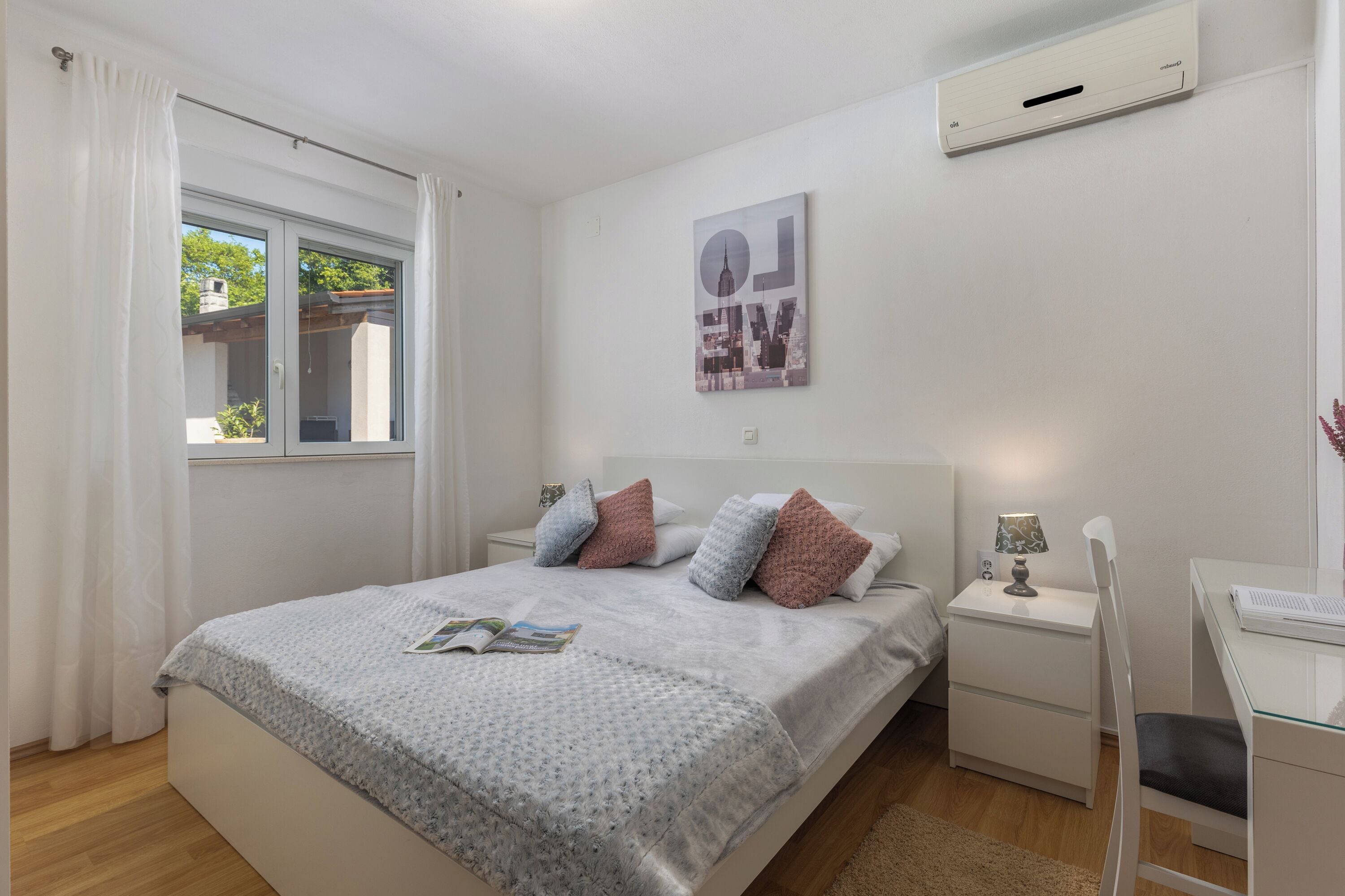 Familiehus, flere soverom (Holiday Home Asteria) | 2 soverom, wi-fi (inkludert) og sengetøy