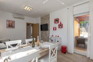 Family House, Multiple Bedrooms (Holiday Home Asteria) | Dining - Holiday Home Asteria (Labin)