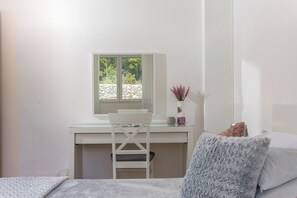 2 chambres, Wi-Fi gratuit, draps fournis