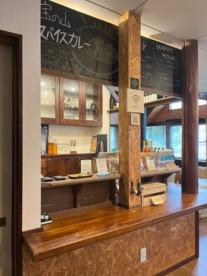 Reception - RETOPIA AIZU (Bandai)