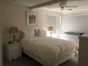 6 Schlafzimmer, Bügeleisen/Bügelbrett, WLAN