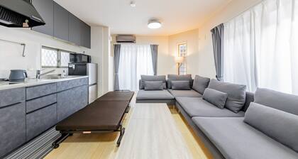 Design house for rent in Ebisu, a stylish Ebisu, perfect for a group trip (max. 10 people).