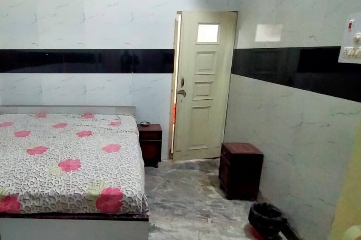 Deluxe Double Room | WiFi (free), bed sheets