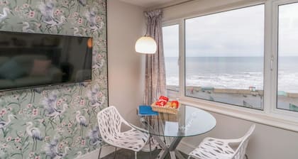 Apt 7 @ Hunter's Quay