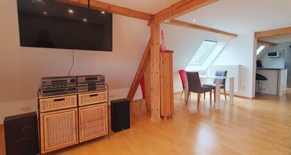 Ferienwohnung im 1. Obergeschoss, 65mÂČ, 2-5 Personen, Nichtraucher, Balkon