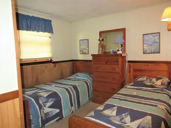 3 bedrooms, iron/ironing board, free WiFi