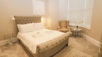 2 bedrooms, individually decorated, individually furnished, free WiFi