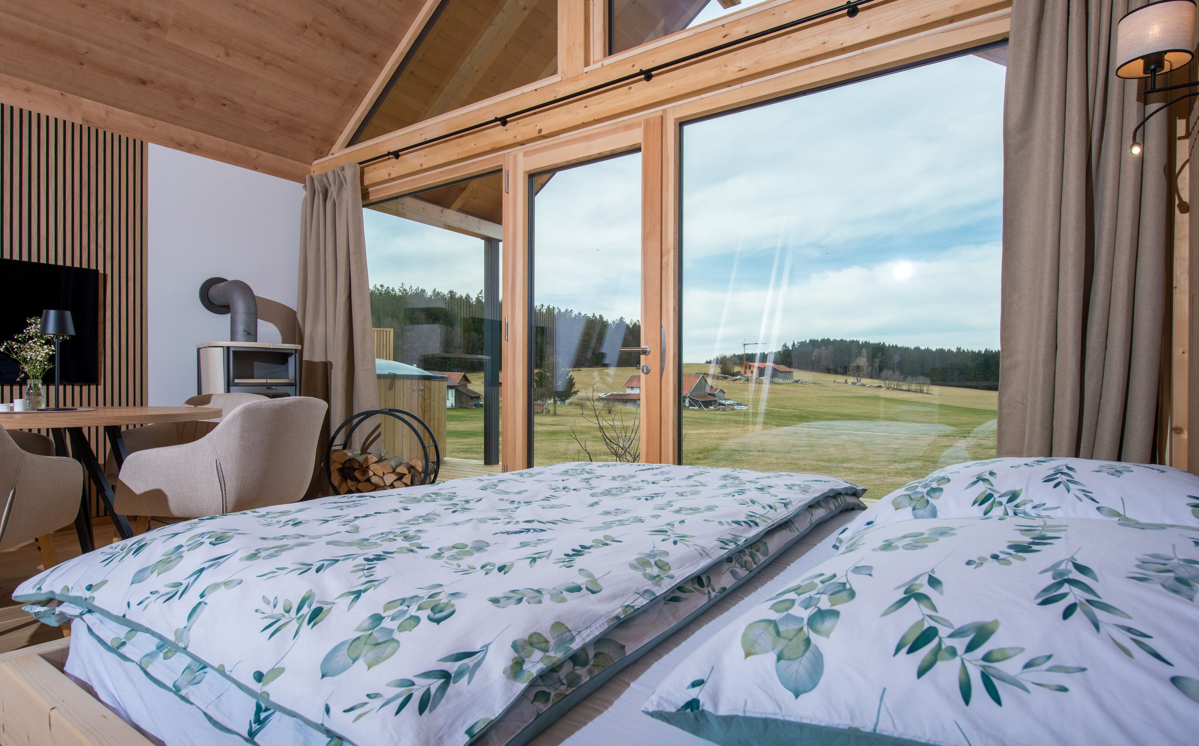 2 Schlafzimmer, Zimmersafe, kostenloses WLAN, Bettwäsche