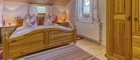 4 bedrooms