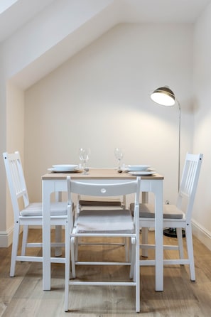 Departamento estándar | Comedor