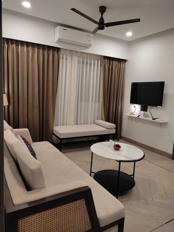 TV màn hình phẳng