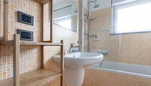 Apartment | 1 bedroom - Italianway Comfort - Meda 27 B (Milan)