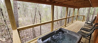HotTub, Arcade | Red River Gorge