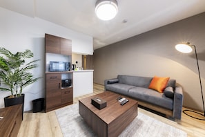 Business Apartment | Living area | Flat-screen TV - SENTIMENT Chitose MS105 (Chitose)