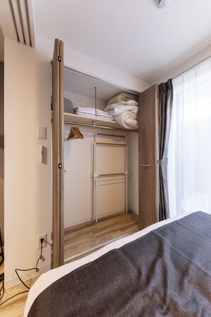Business Apartment | 1 bedroom, blackout drapes, free WiFi