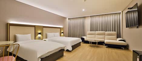 1 habitación, cortinas blackout, wifi gratis y ropa de cama