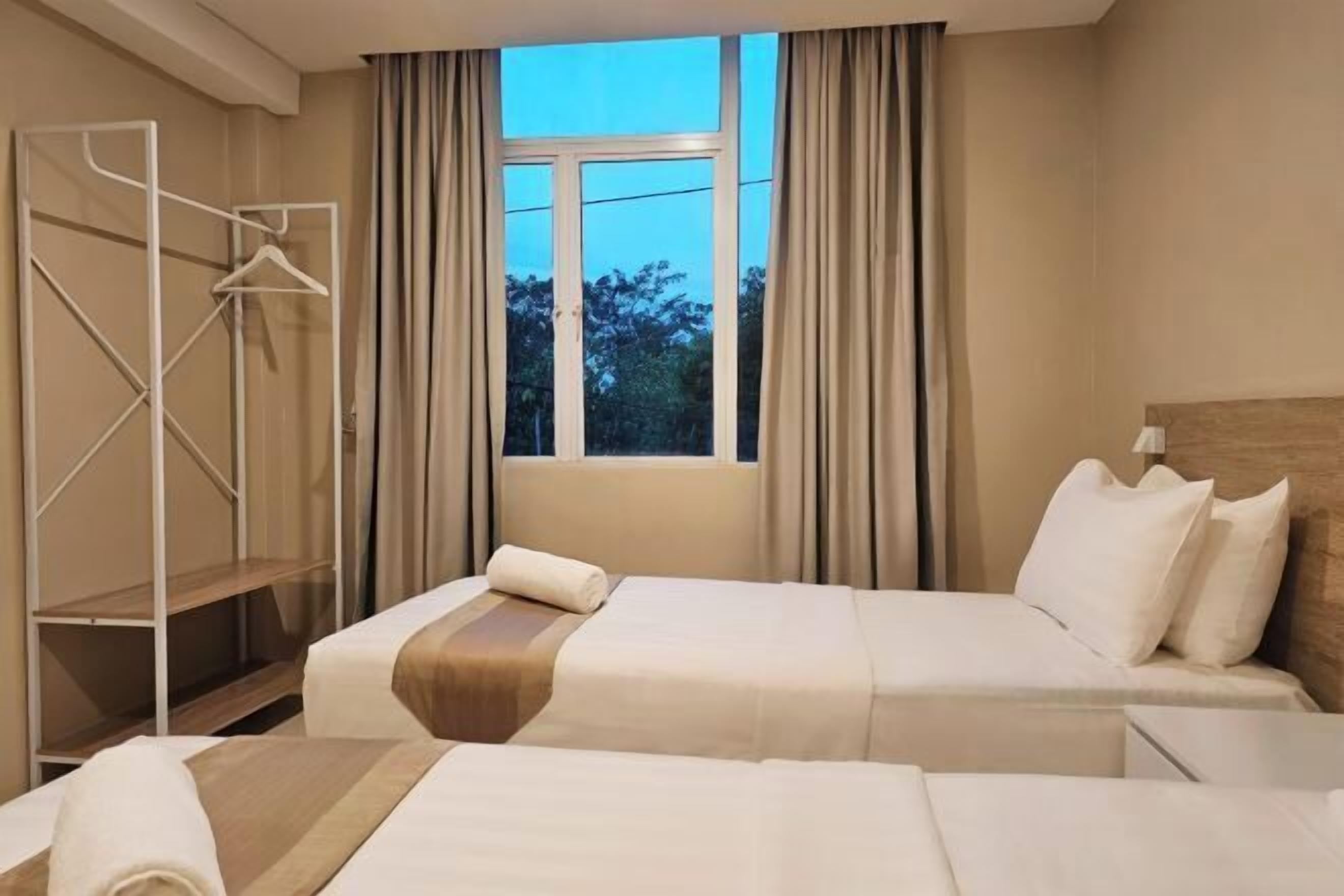 Soundproofing, free WiFi, wheelchair access