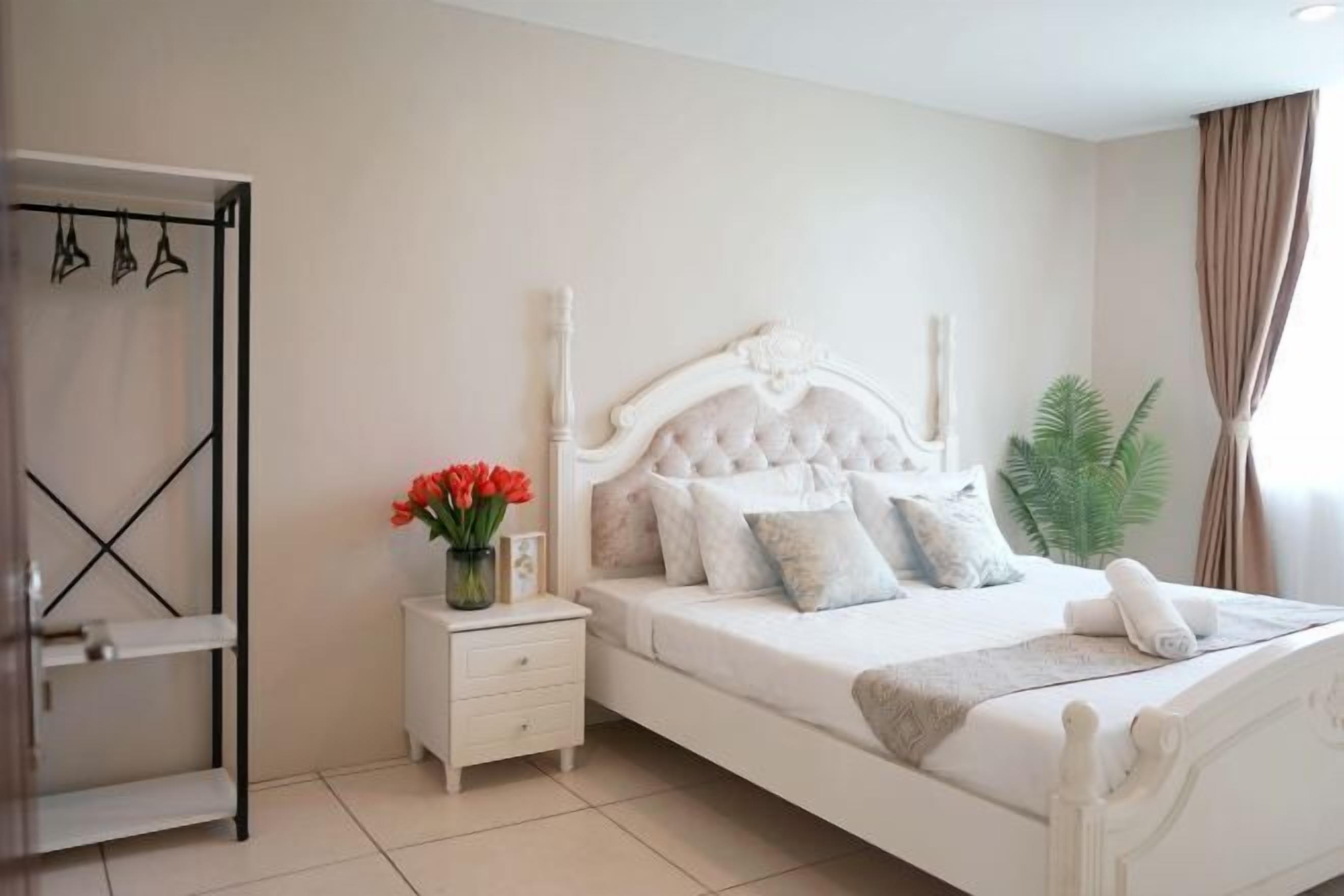 Soundproofing, free WiFi, wheelchair access