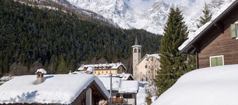 City  / Village Apartment i Isella med 2 soverom som kan romme 4