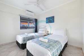 3 bedrooms - Nightcliff Foreshore Seaview Pool Workspace (Rapid Creek)