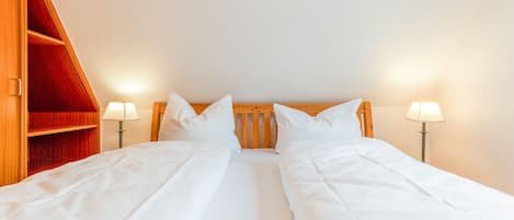 2 bedrooms, free WiFi, bed sheets