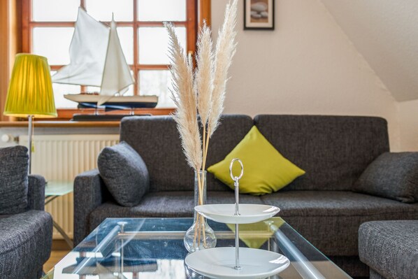 Fernseher, Stereoanlage