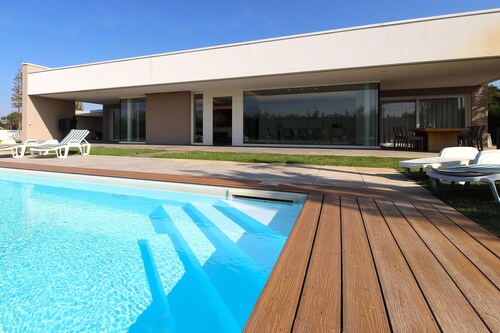 Wonderful private villa for 8 people with private pool, A/C, WIFI and veranda, close to Padua