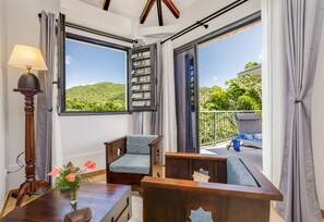 Interior - Le Kiosque Duplex de 45 m2 Avec Terrasses sur 2 Niveaux Dans Lotissement Calme (Sainte-Luce)