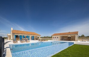 Beheizter Pool