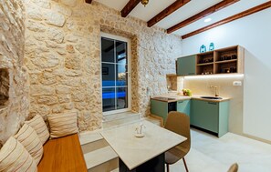Fridge, microwave, oven, stovetop - Nice home in Dobrince (Dobrince)