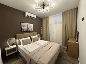 2 bedrooms, in-room safe, iron/ironing board, free WiFi - Apartment Urban Living with terrace in Poreč (Porec)