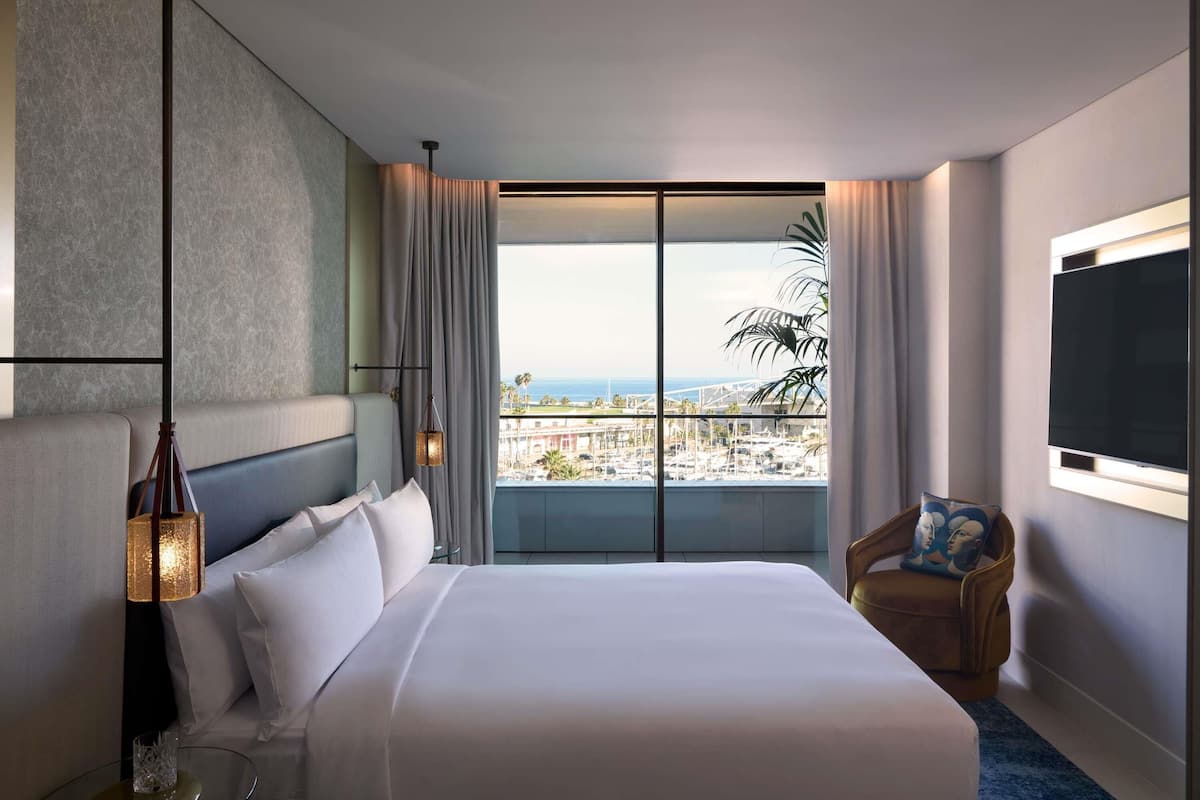Apartment, 1 King Bed (Euphoria) | 1 bedroom, Egyptian cotton sheets, premium bedding, down duvets