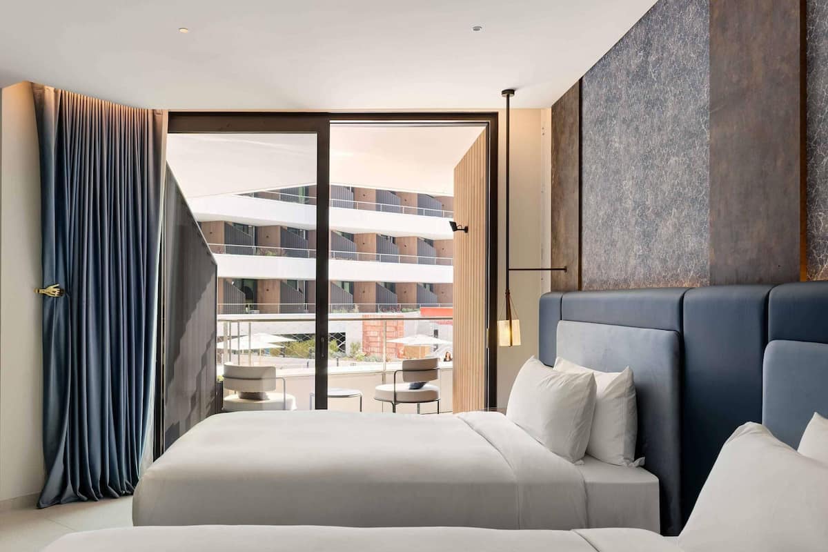 Delight Twin Accessible