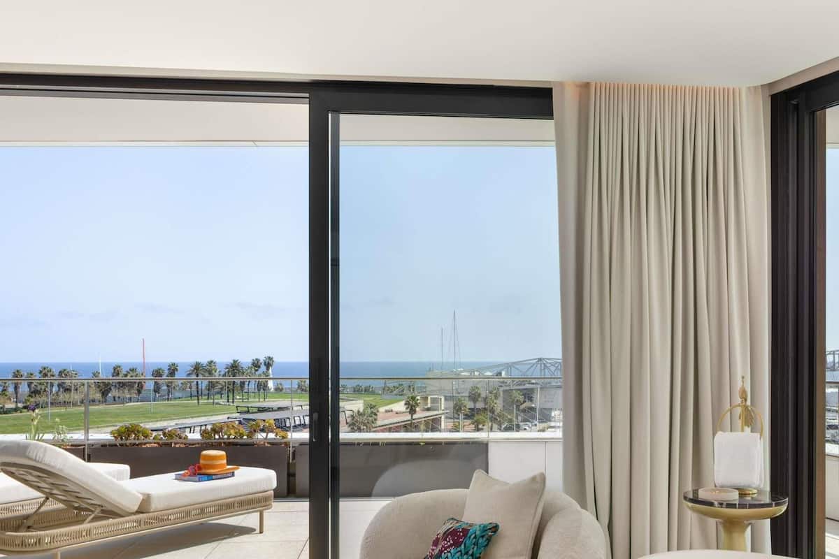 Euphoria Suite Marina Terrace