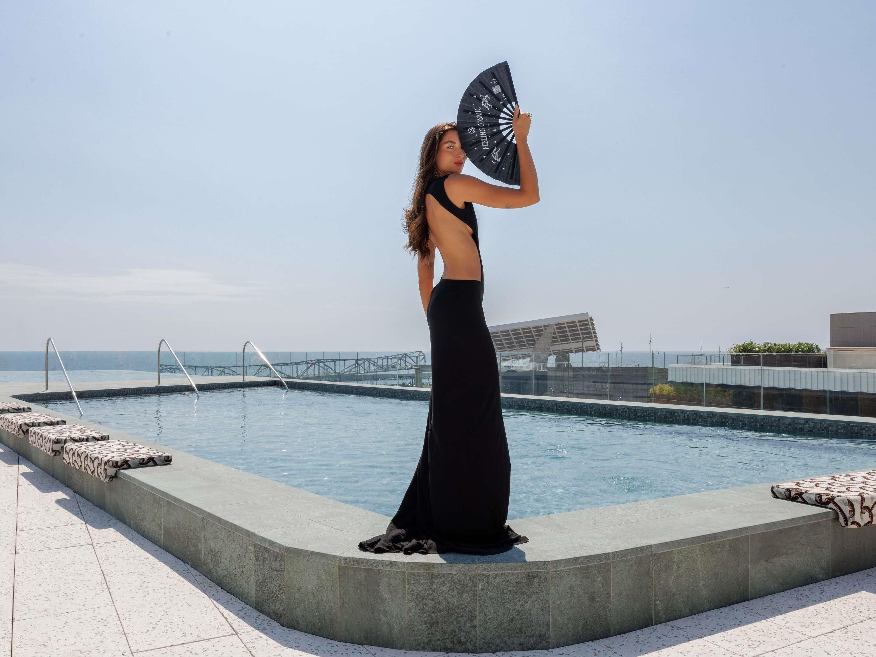 3 outdoor pools, free cabanas