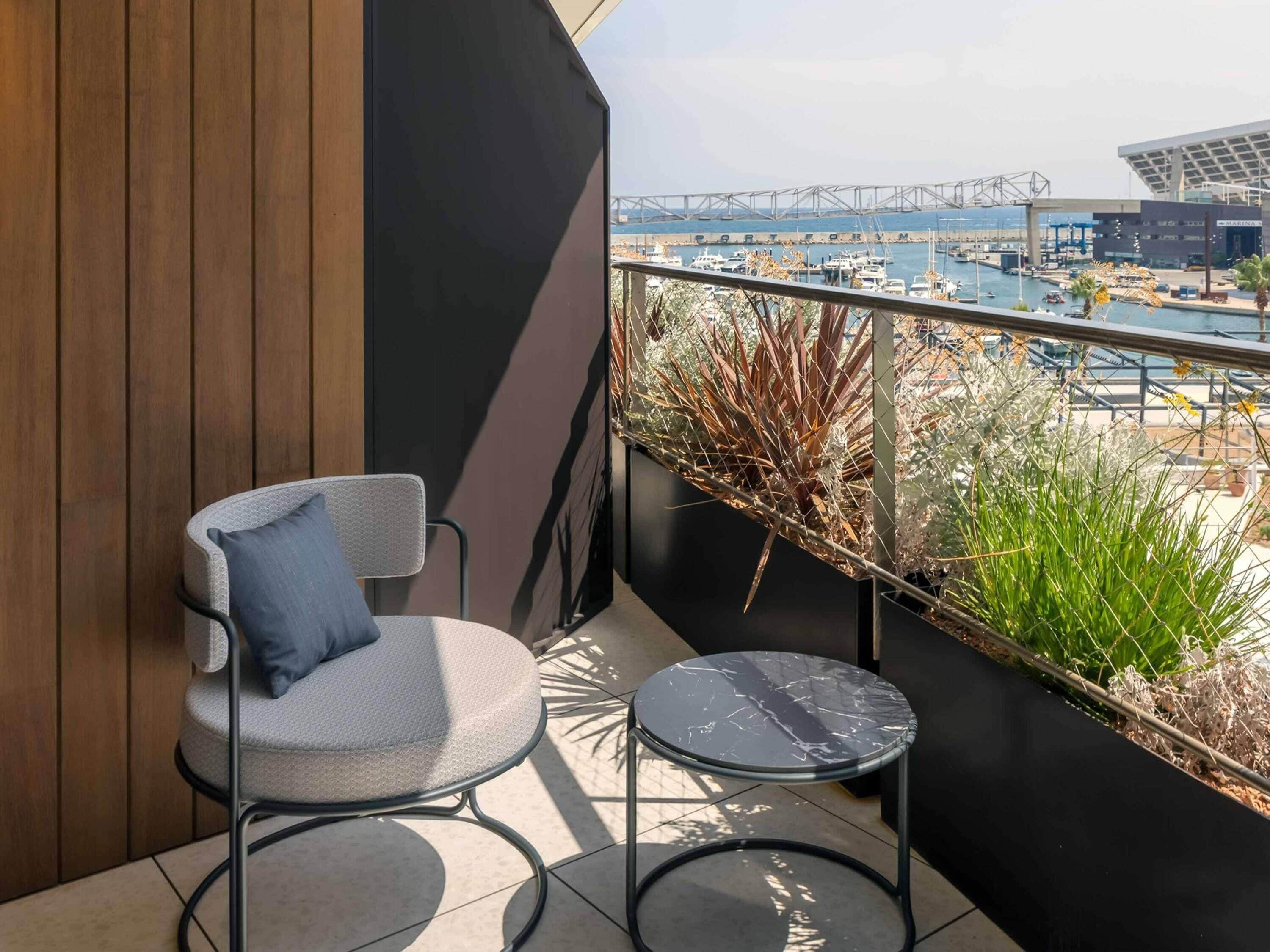 Double Room, 1 King Bed (Delight)