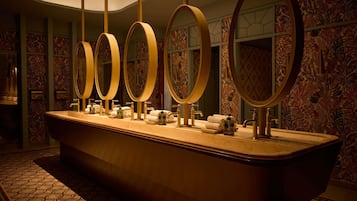 4 restaurants, breakfast, lunch, dinner served; Mediterranean cuisine