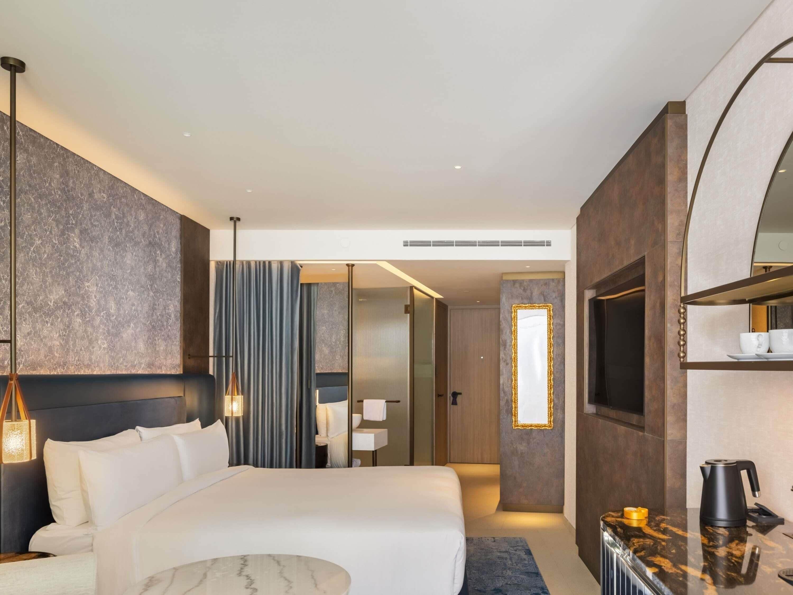 Chambre Double, accès piscine