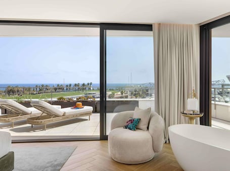 Vistas desde la habitación. SLS Barcelona