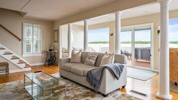 TV connectée, cheminée